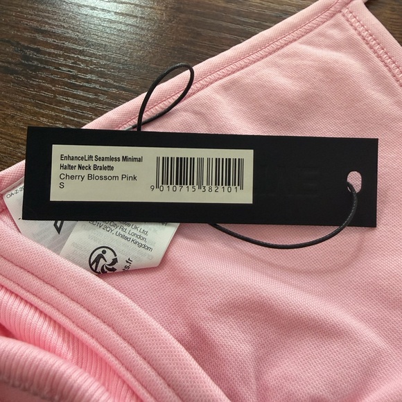 Oner active ENHANCELIFT™ SEAMLESS MINIMAL HALTER NECK BRALETTE - Picture 6 of 6